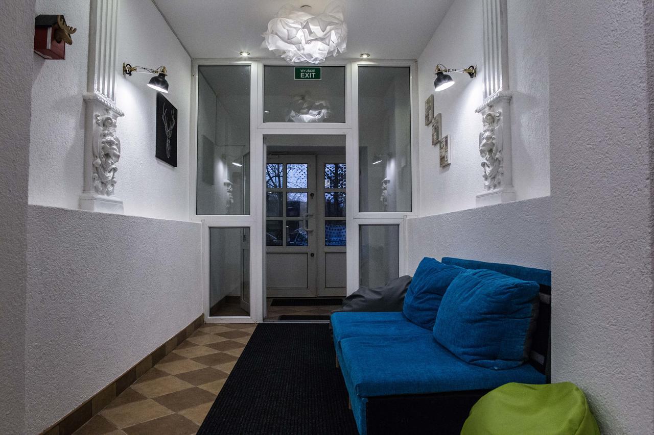 Flyfly Hostel , Darmowy Parking , Rezerwuj Przez Urzadzenia Mobilne -10 Procent Wroclaw Exterior photo