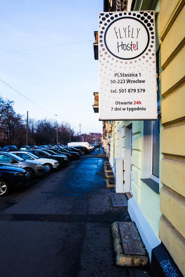 Flyfly Hostel , Darmowy Parking , Rezerwuj Przez Urzadzenia Mobilne -10 Procent Wroclaw Exterior photo